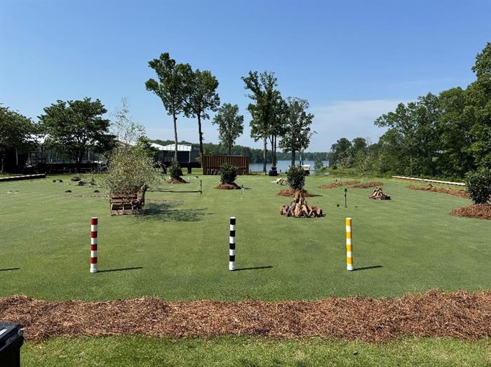 7_Member_Guest_Putting_Green